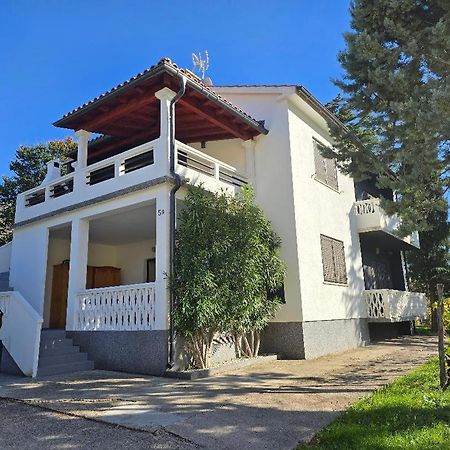 Apartman Ana Draga Bascanska ภายนอก รูปภาพ