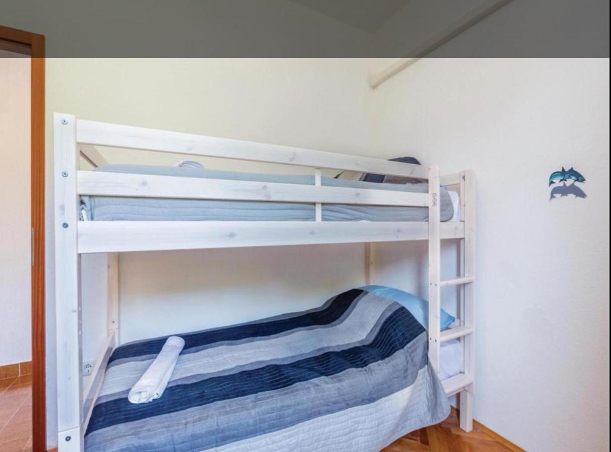 Apartman Ana Draga Bascanska ภายนอก รูปภาพ
