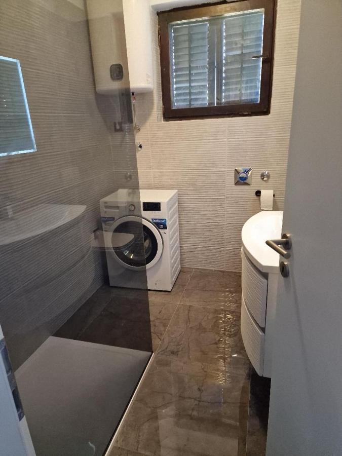 Apartman Ana Draga Bascanska ภายนอก รูปภาพ